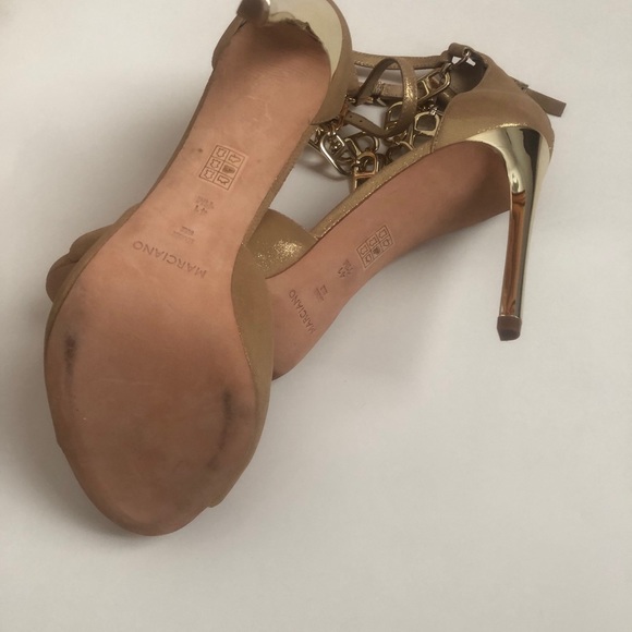 New Marciano gold sandal. Size 41,11m. 4 inches - Picture 6 of 7